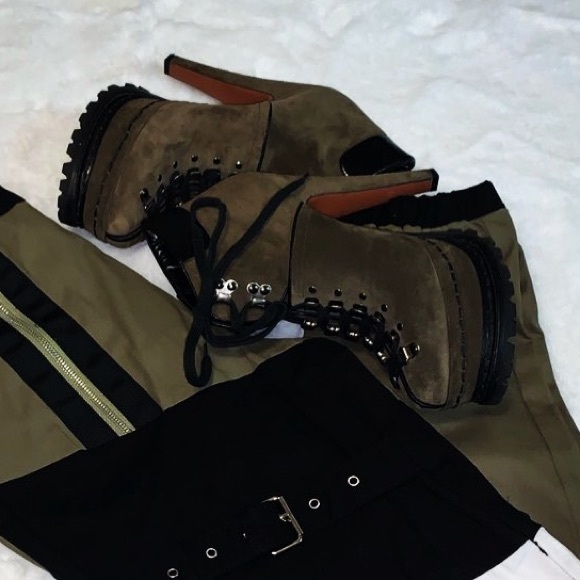 Alaia Stiletto Hiking Boots 
Olive - Picture 3 of 3